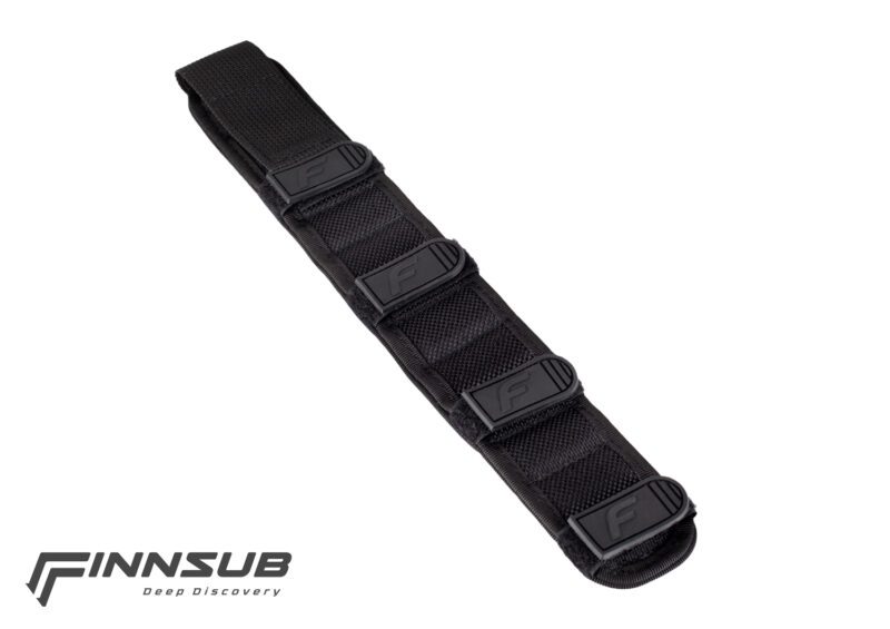 FINNSUB SHOULDER PADS