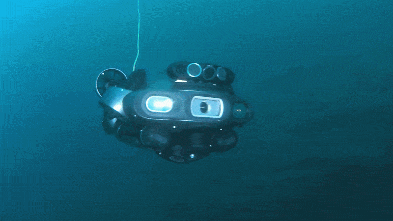 E-MASTER-under water drone Station Lock Hovering